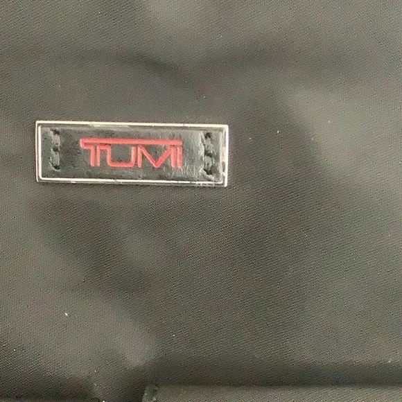 Tumi Cortina series Travel Bag - Picture 2 of 9